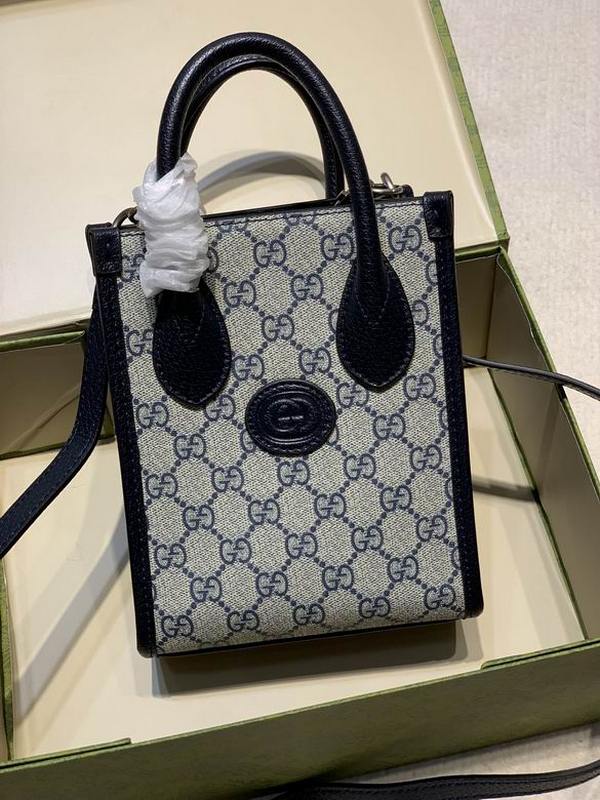 Gucci Handbags 220